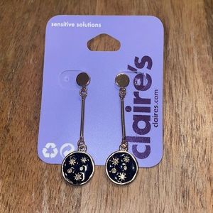 Brand New- Claire’s star earrings
